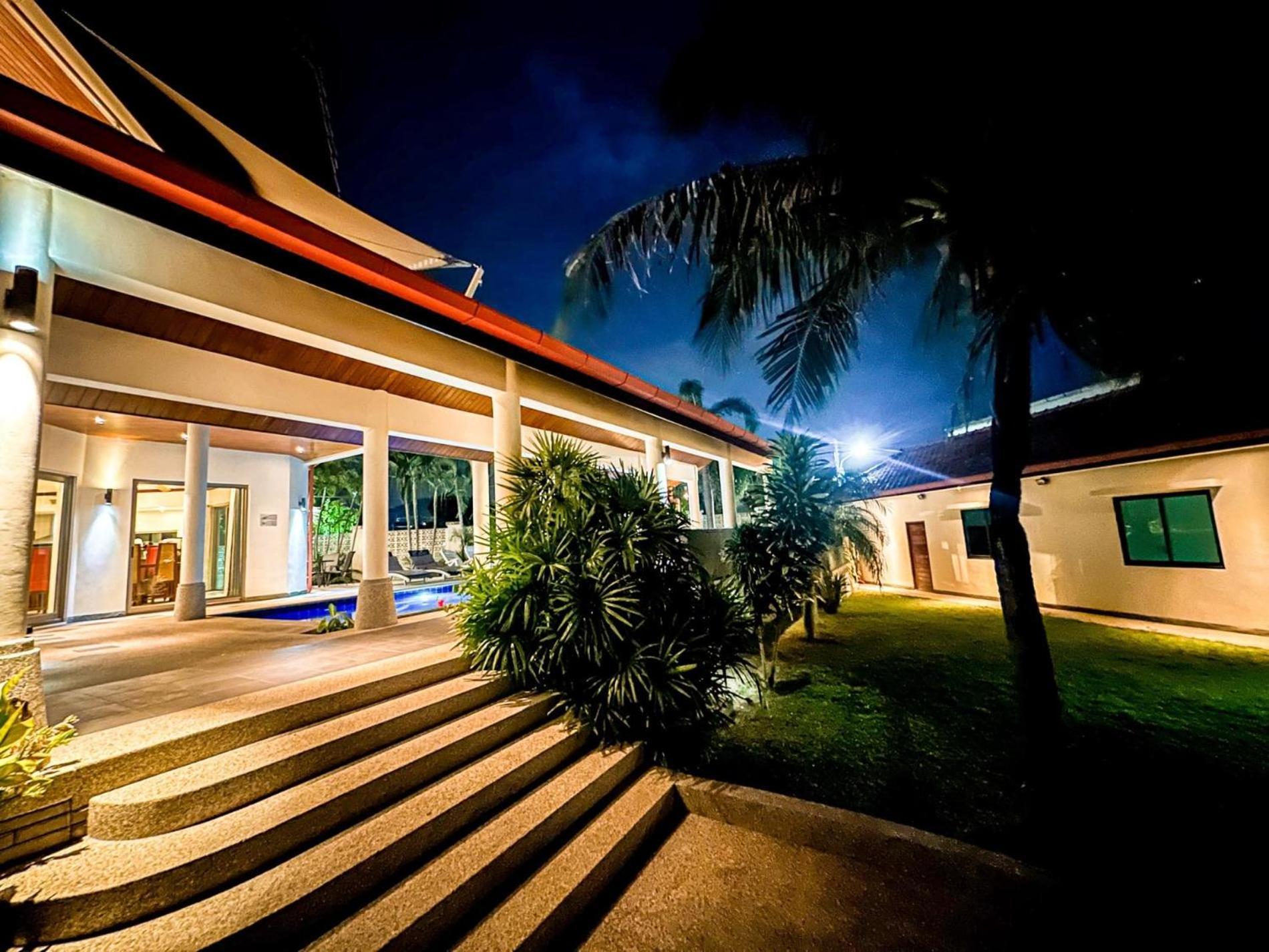 Amber Pool Villa Naiharn Rawai Exteriör bild